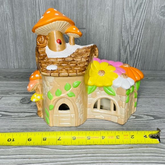 Vintage ceramic slip cast whimsical gnome home decoration garden decor lamp base - Picture 8 of 10